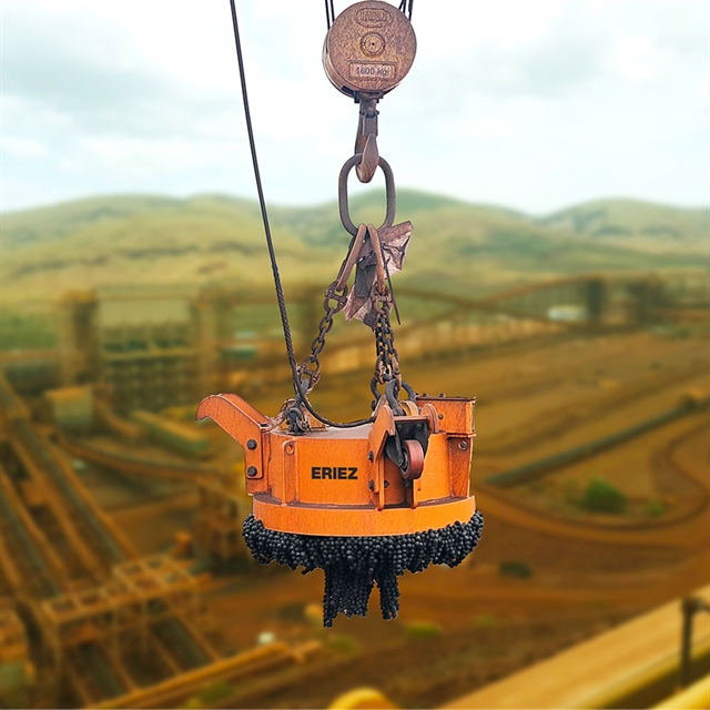 eriez-ball-mill-charge-magnet-inuse-001.jpeg